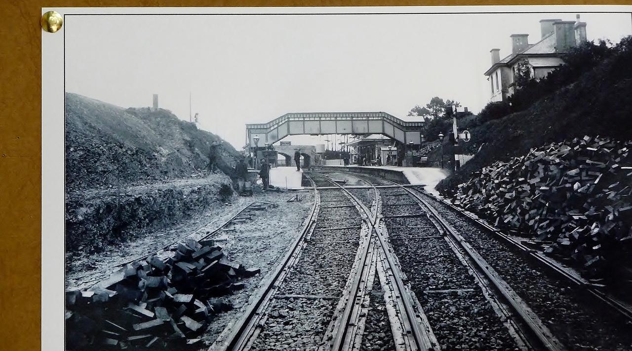 The Station Guest House Galmpton エクステリア 写真